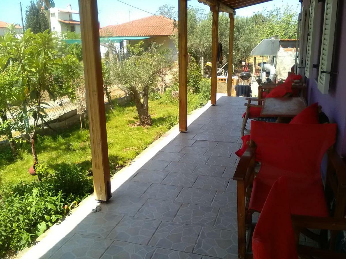 Villa Julia Nea Plagia Buitenkant foto
